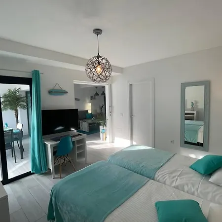 Apartment Marvillafuerte - Air-conditioned Swimming Pool & Private Jacuzzi *