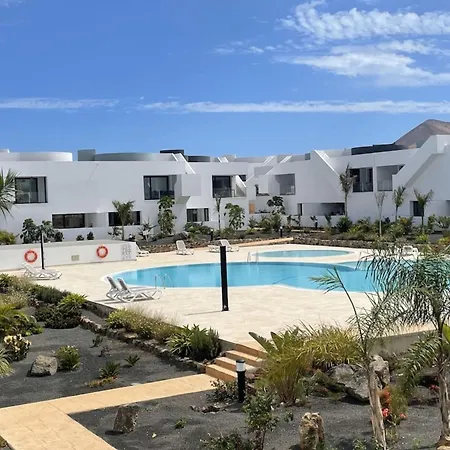 Marvillafuerte - Air-conditioned Swimming Pool & Private Jacuzzi