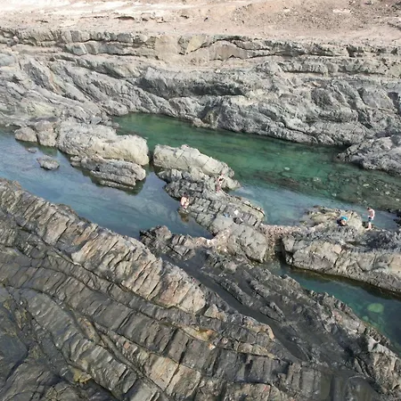 Daire Marvillafuerte - Air-conditioned Swimming Pool & Private Jacuzzi