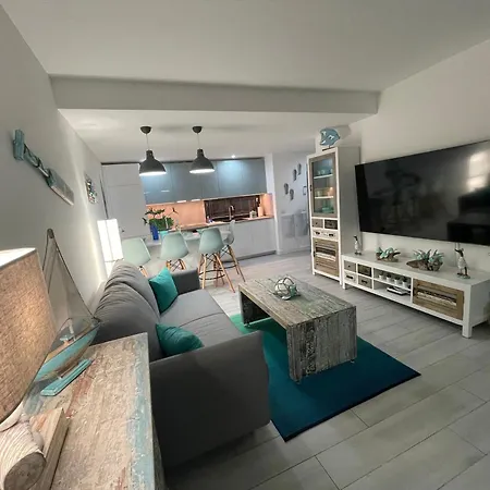 Marvillafuerte - Air-conditioned Swimming Pool & Private Jacuzzi Daire *