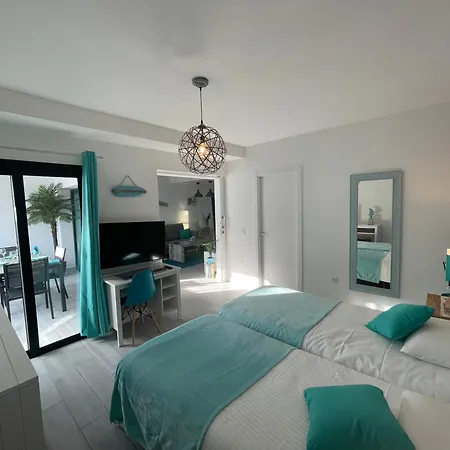 Daire Marvillafuerte - Air-conditioned Swimming Pool & Private Jacuzzi